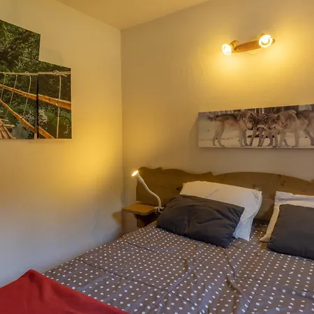 1100 Skis Aux Pieds Apartment Morillon