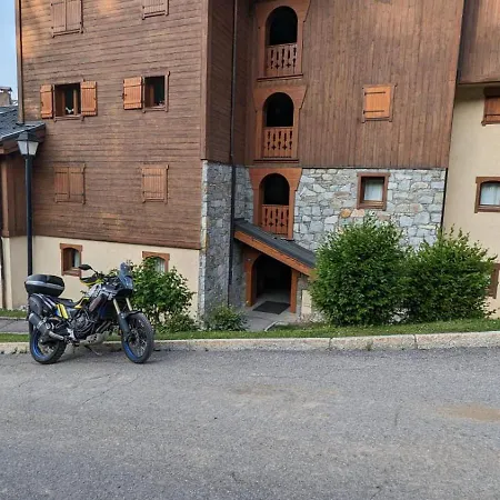 Appartement 1100 Skis Aux Pieds *
